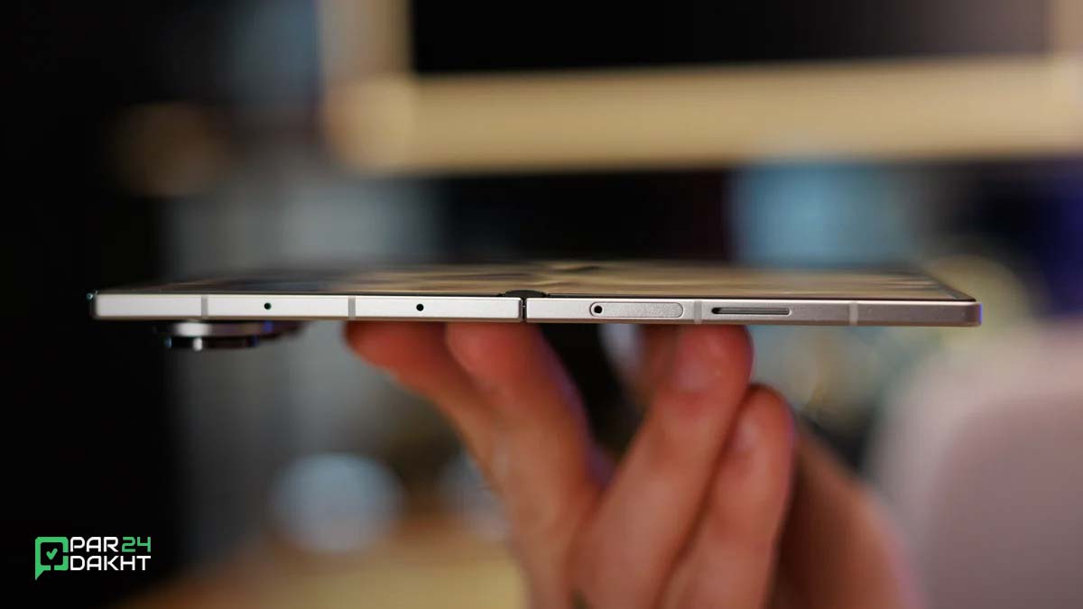 مشکل عجیب گلکسی زد فولد 7 در باز شدن کامل